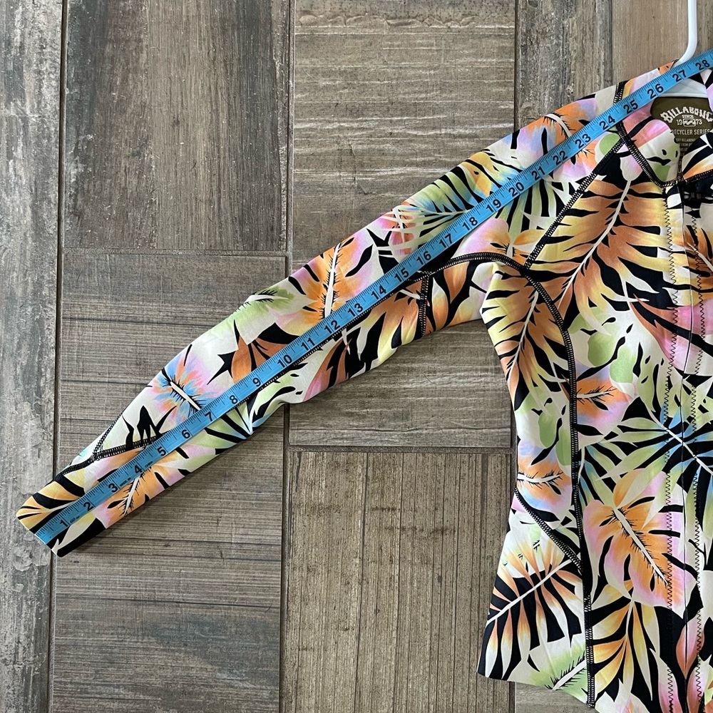 Billabong Women's Surf Capsule Wetsuit Jacket - Picture 7 of 11